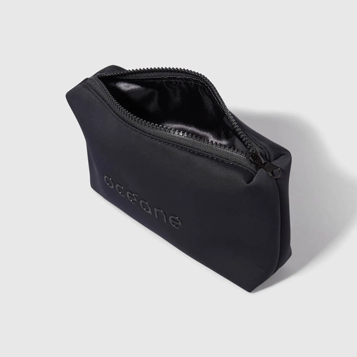 OCÉANE NECESSARIE DAILY MAKEUP PRETO